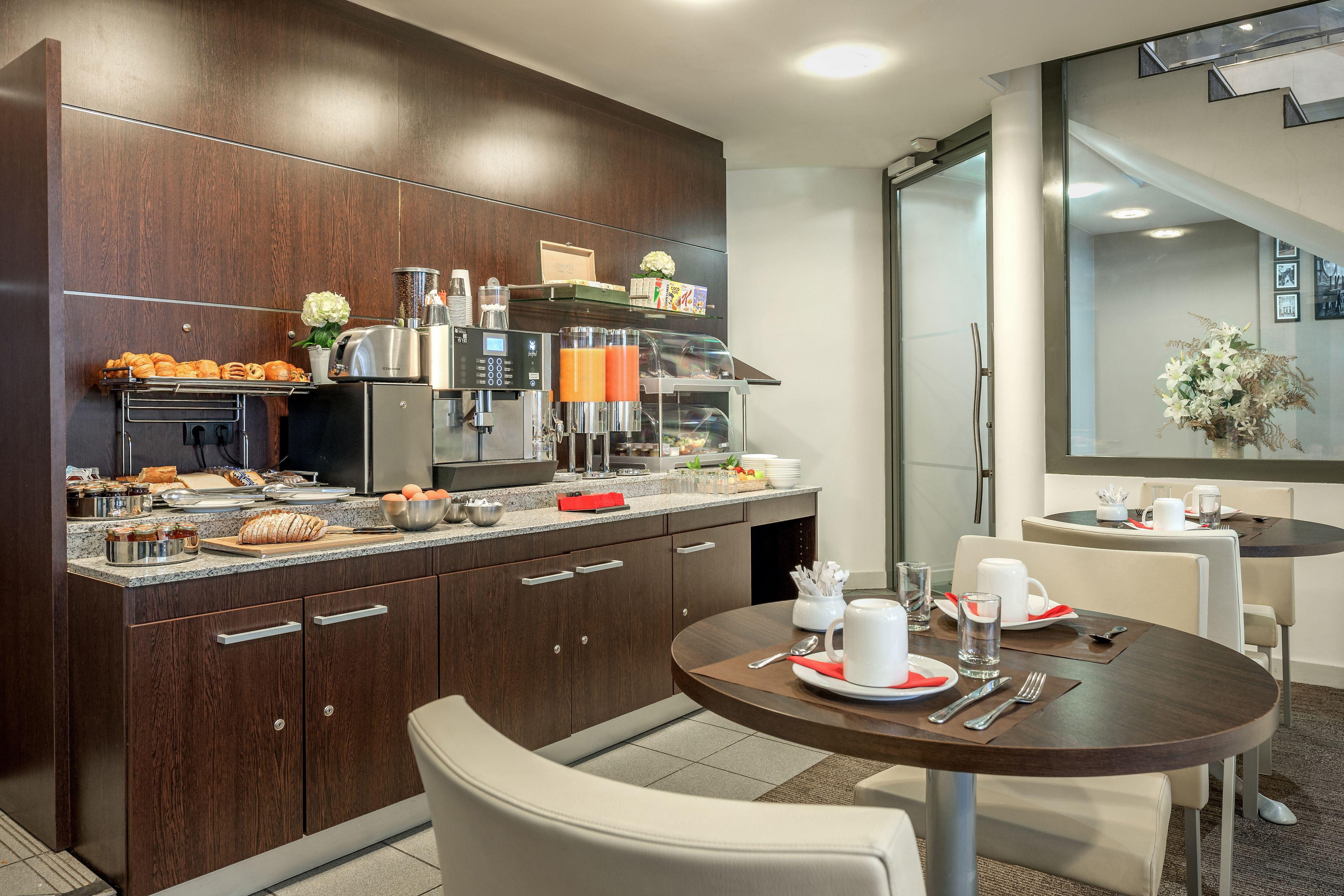 Citadines République Aparthotel