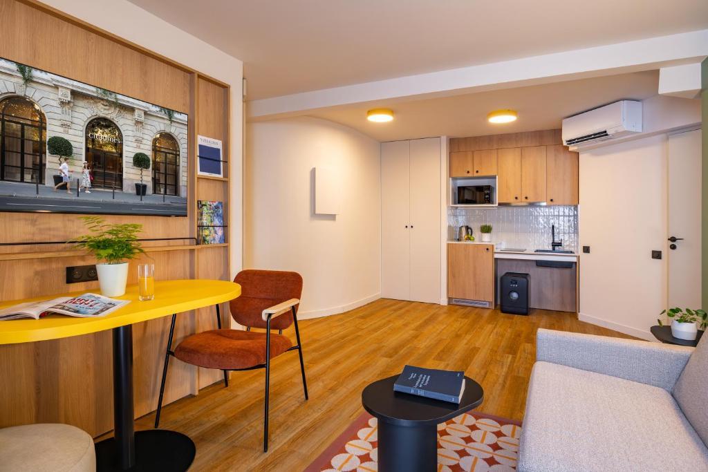 Citadines République 3*