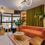 Citadines République Paris