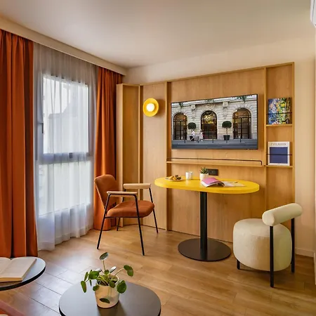 Aparthotel Citadines Republique 3*