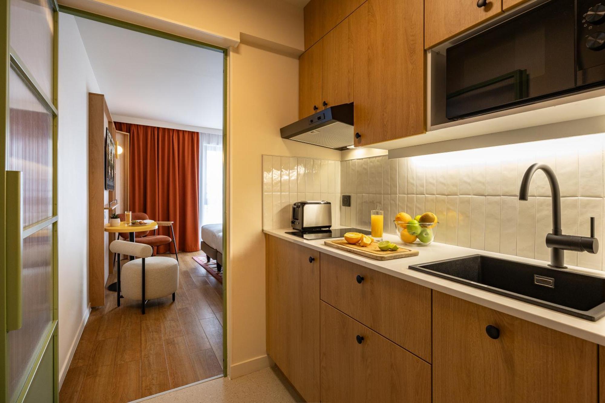Citadines Republique 3*