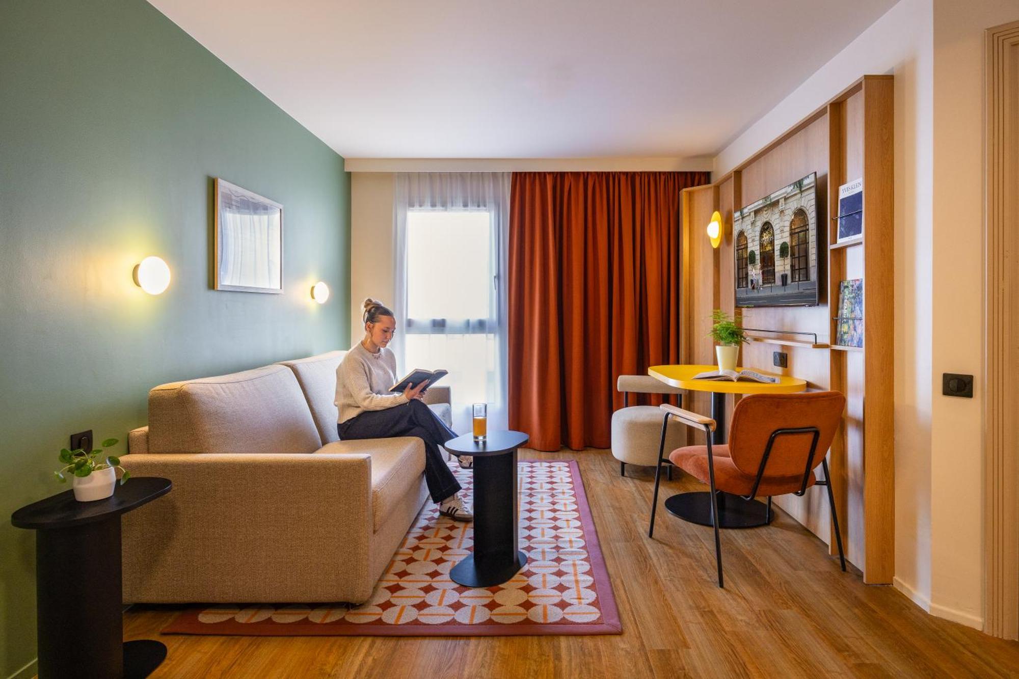 Aparthotel Citadines Republique 3*