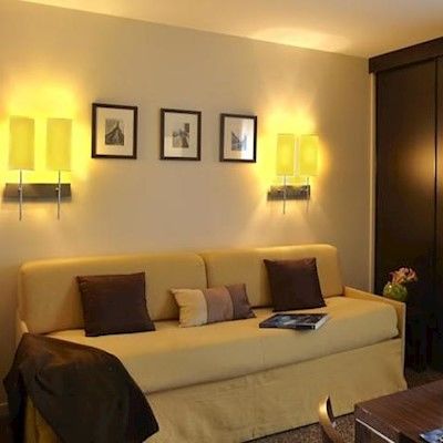 Aparthotel Citadines République 3*