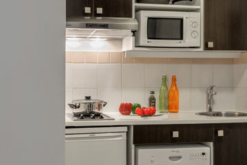 Aparthotel Citadines République 3*