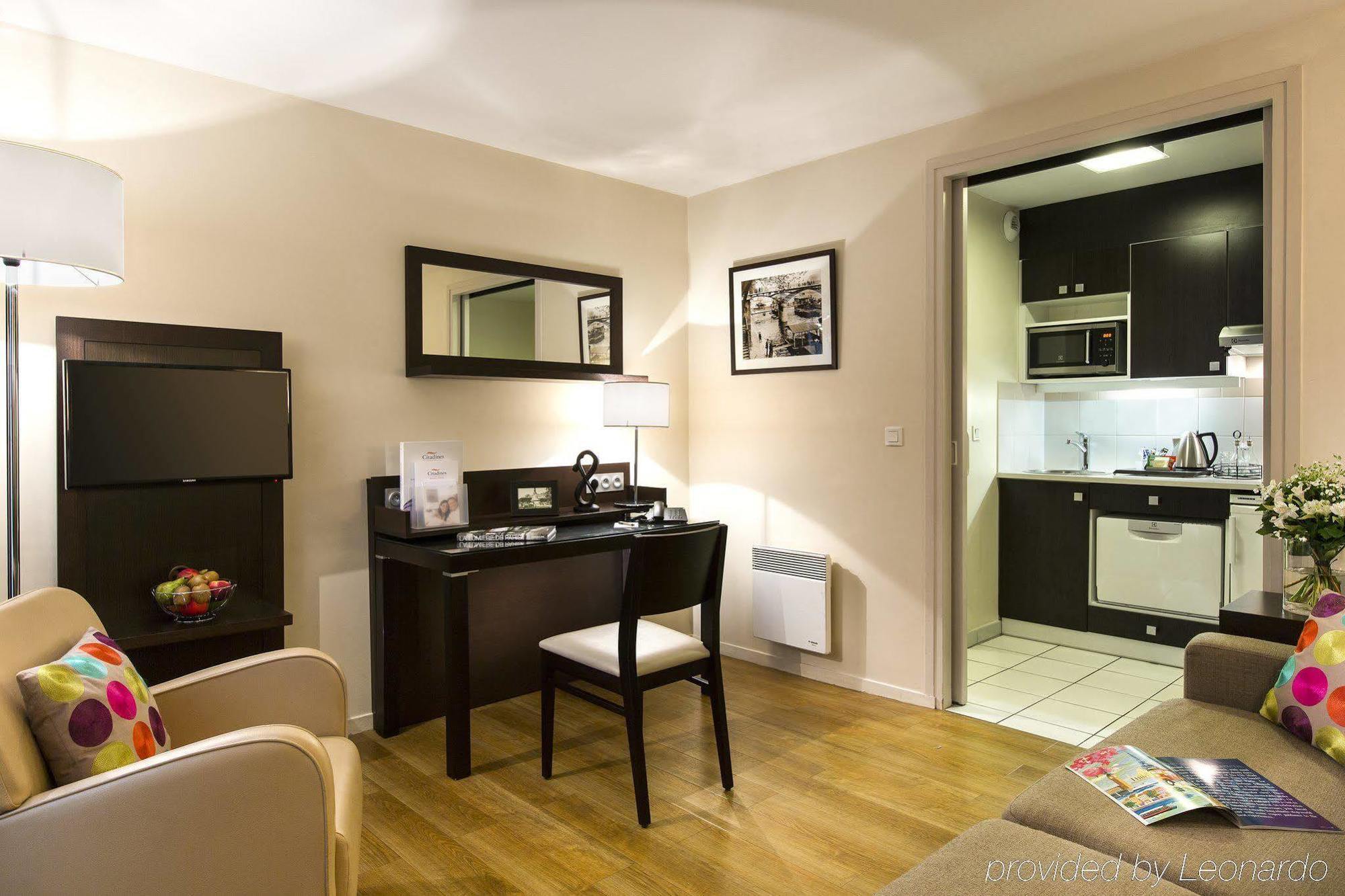Citadines République 3*